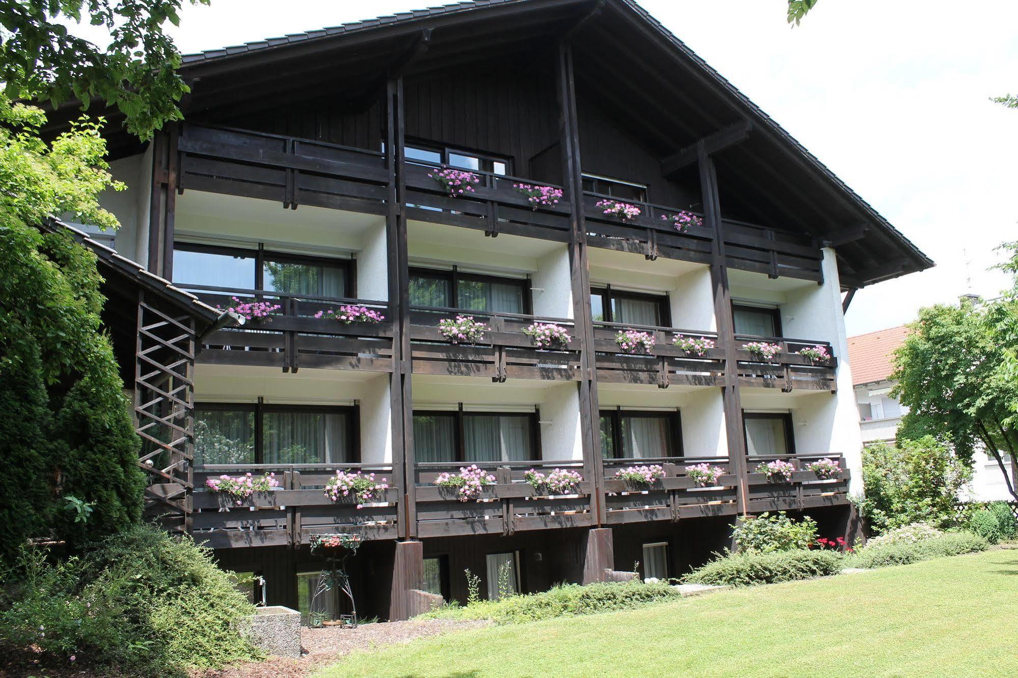 Hotel Garni Bellevue Bad Füssing Exterior foto